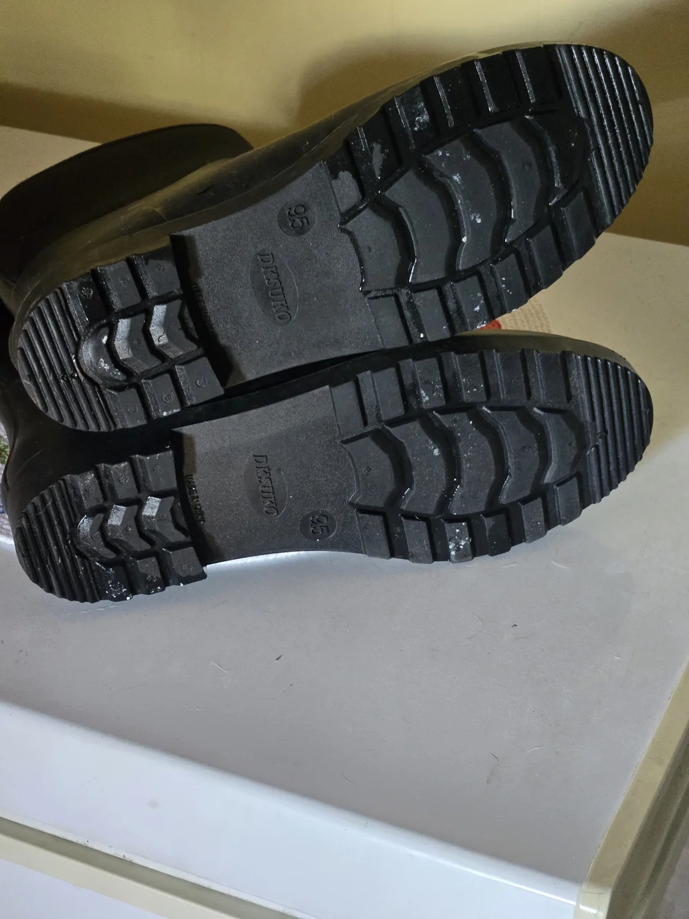 Water-Resistant Black Mid-Calf Winter Rain Boots
